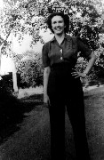 D045- Louise Sinclair- 1944